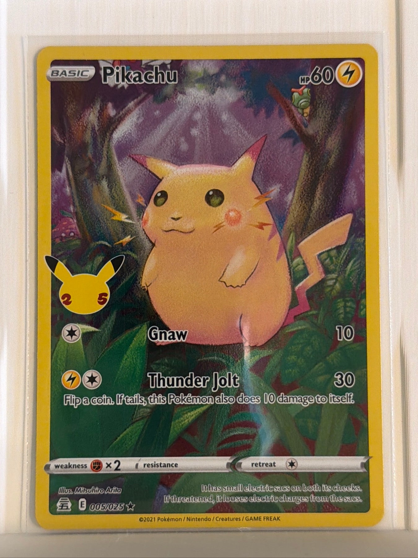 Pikachu Holo Rare Celebrations 005/025 NM
